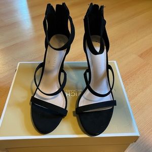 NWOT Kelly & Katie strappy black heels